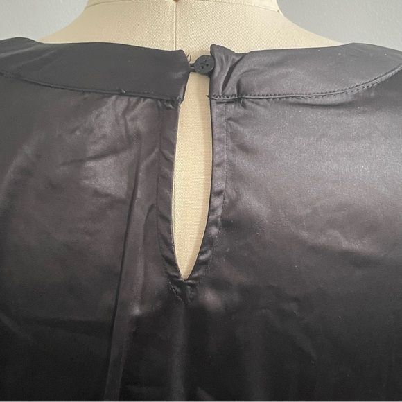 Laundry by Shelli Segal Sequin Black Short Sleeve Top- Size Small- NWT - Picture 5 of 7